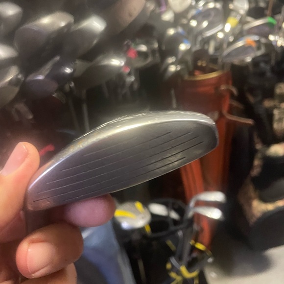 Woman’s Utility  Club 7
Tava 
By Mizuno - Picture 3 of 7